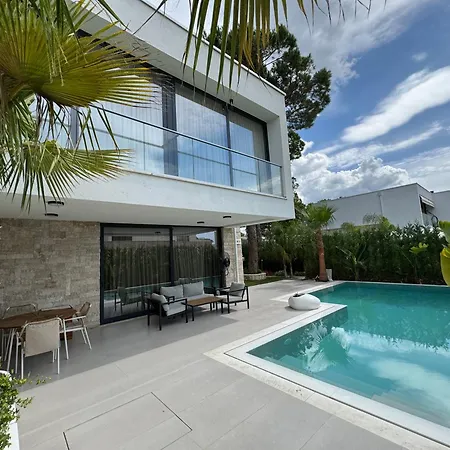 Nicos Villa Draç